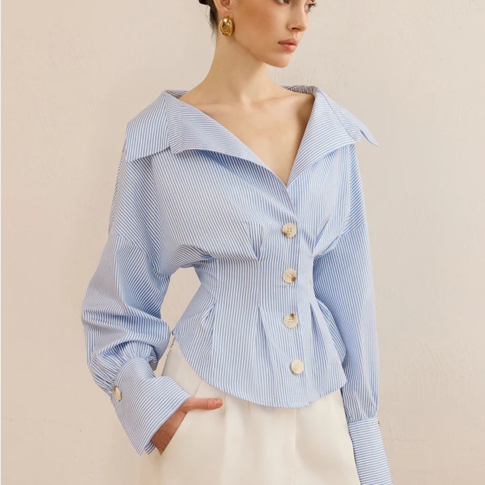 COMMENSE Blue & White Striped Collared Shirt – Waist-Cinching Design – XS – NWT